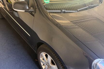VW Golf 148.000 km 3.800 &euro; Solingen 42699