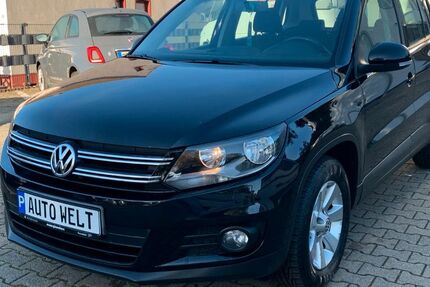 VW Tiguan 136.858 km 7.950 &euro; Hilden 40721