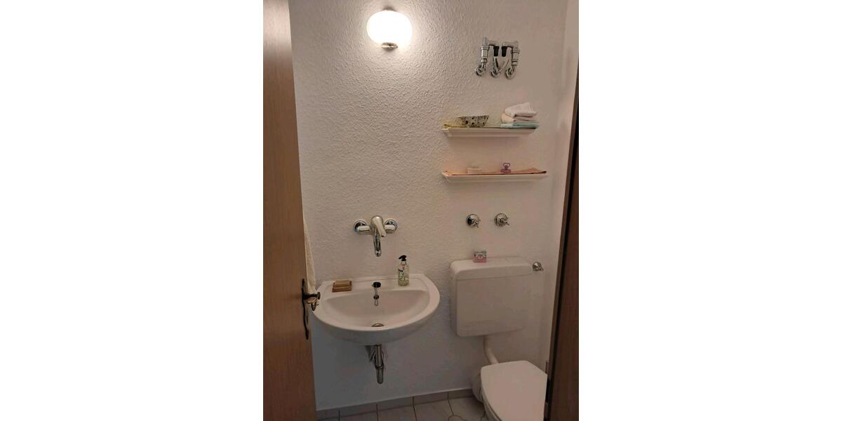 Etagenwohnung Ratingen Tiefenbroich - 3 Zimmer, 88 m&sup2;, 1.205&euro; | Angebot:27548828