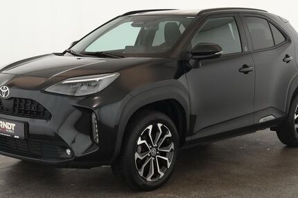 Toyota Yaris Cross 27.300 km 23.884 &euro; Düsseldorf 40233