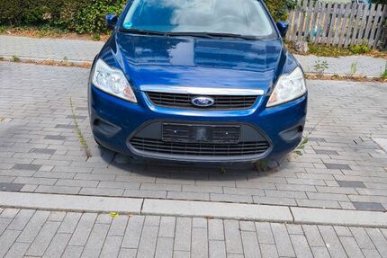 Ford Focus 124.500 km 2.500 &euro; Neuss 41466