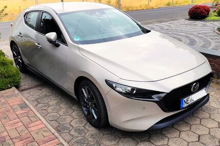 Mazda 3 93.500 km 16.690 &euro; Meerbusch 40670