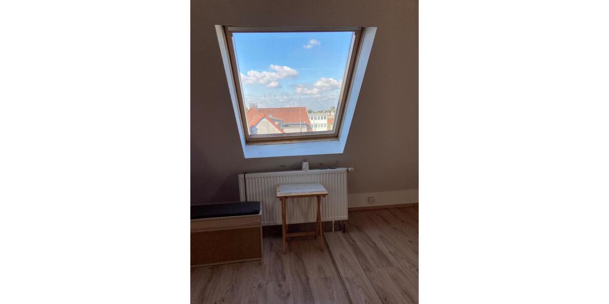 Etagenwohnung Mülheim an der Ruhr - 4 Zimmer, 105 m&sup2;, 675&euro; | Angebot:27536542