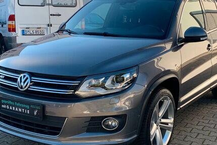 VW Tiguan 138.254 km 11.950 &euro; Hilden 40721