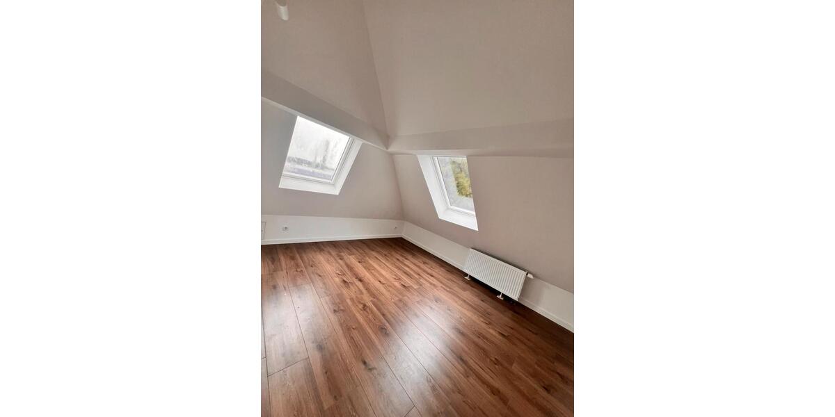 Mehrfamilienhaus, Wohnhaus Mönchengladbach Süd - 8 Zimmer, 210 m&sup2;, 545.000&euro; | Angebot:27502933