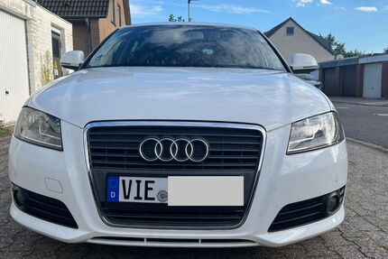 Audi A3 198.000 km 8.900 &euro; Grefrath 47929