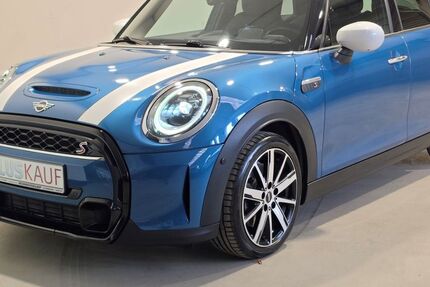 Mini Cooper S 71.085 km 22.880 &euro; Mönchengladbach 41061