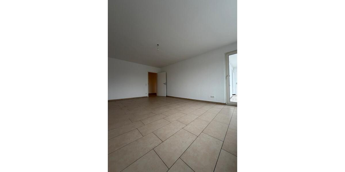 Etagenwohnung Grefrath - 4 Zimmer, 120 m&sup2;, 1.500&euro; | Angebot:27565934