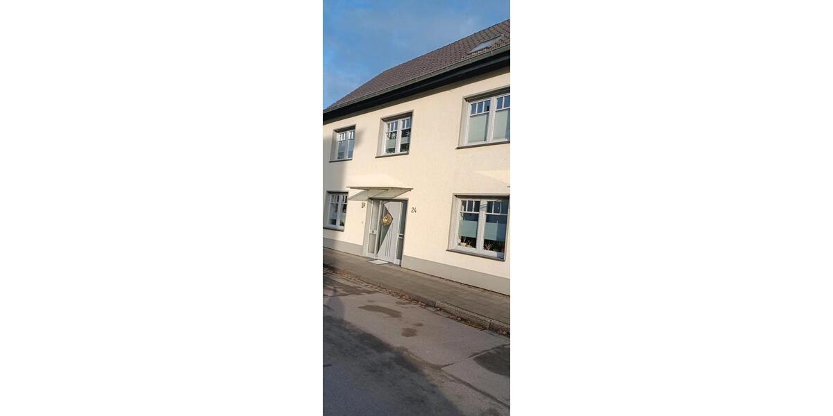 Doppelhaushälfte Neukirchen-Vluyn Vluyn - 8 Zimmer, 180 m&sup2;, 489.000&euro; | Angebot:27430332