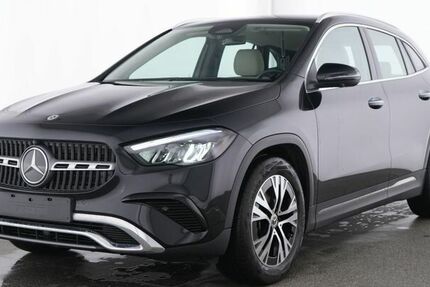 Mercedes-Benz GLA 180 18.967 km 34.490 &euro; Moers 47441