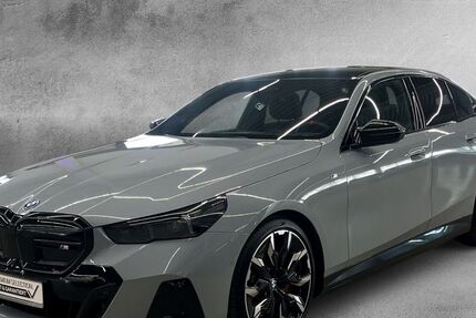 BMW i5 3.046 km 81.190 &euro; Krefeld 47800