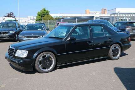 Mercedes-Benz 300 280.000 km 9.990 &euro; Neuss 41469