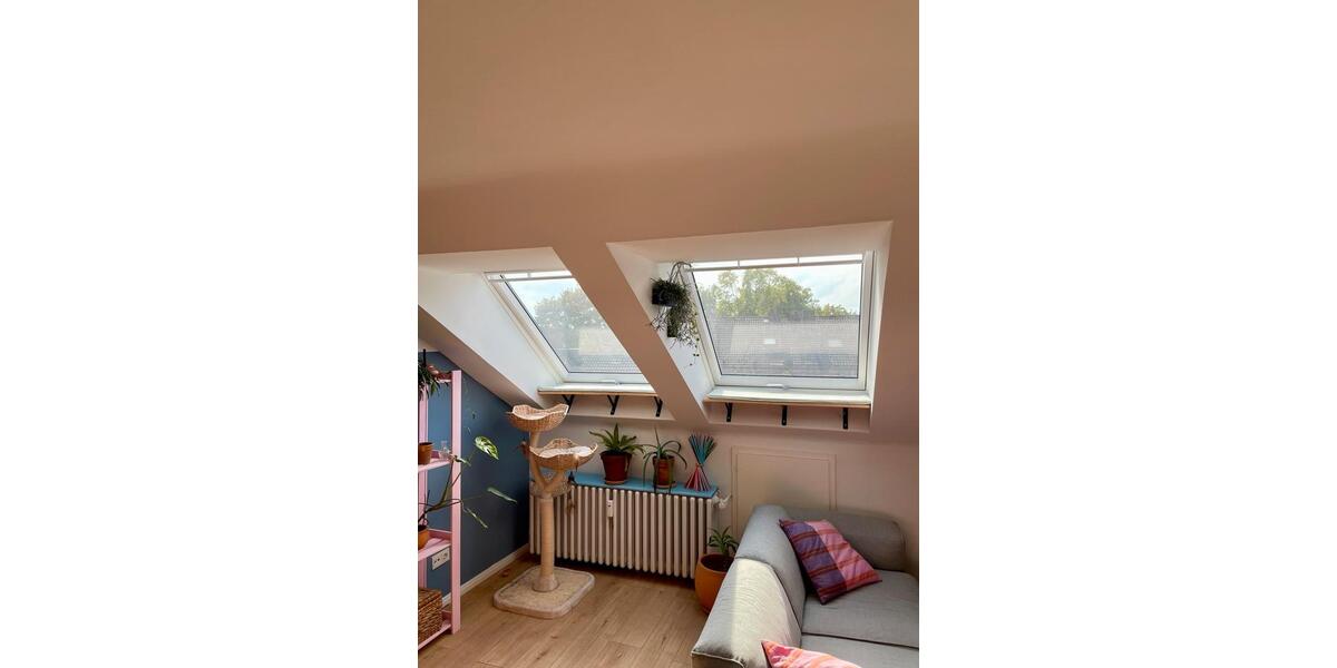 Dachgeschoßwohnung Krefeld Gellep-Stratum - 2.5 Zimmer, 60 m&sup2;, 159.000&euro; | Angebot:27499360