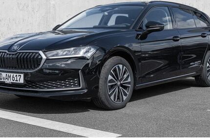 Skoda Superb 10.108 km 38.880 &euro; Düsseldorf 40474