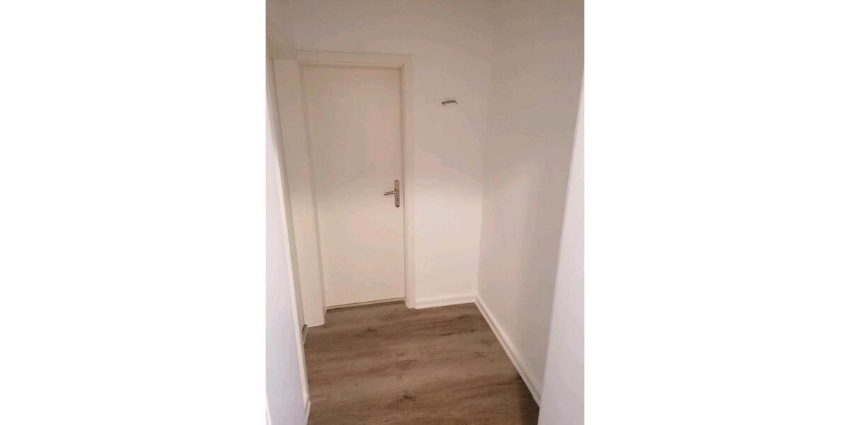 Dachgeschoßwohnung Mülheim an der Ruhr Broich - 2 Zimmer, 52 m&sup2;, 700&euro; | Angebot:27539265