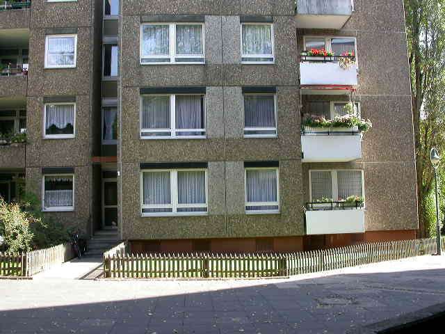 Etagenwohnung Düsseldorf Stadtbezirk 10 - 4.5 Zimmer, 81 m&sup2;, 990&euro; | Angebot:27485661