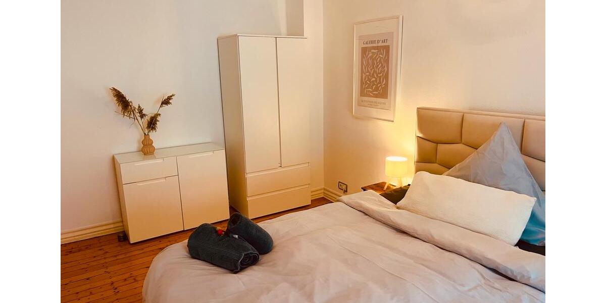 Etagenwohnung Düsseldorf Stadtbezirk 5 - 3 Zimmer, 85 m&sup2;, 1.950&euro; | Angebot:27540788