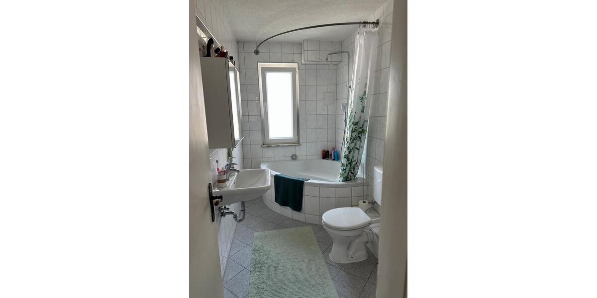 Etagenwohnung Duisburg Rheinhausen - 1 Zimmer, 40 m&sup2;, 480&euro; | Angebot:27565945