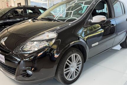 Renault Clio 67.500 km 4.998 &euro; Grevenbroich 41515