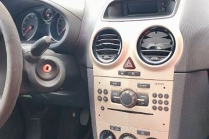 Opel Corsa 200.000 km 1.800 &euro; Mönchengladbach 41061