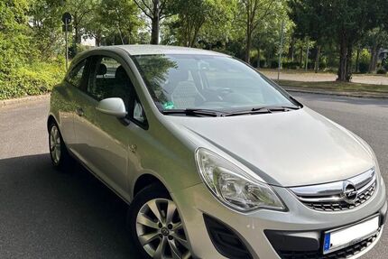 Opel Corsa 76.200 km 4.200 &euro; Krefeld 47807