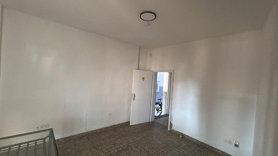 Erdgeschoßwohnung Grevenbroich Neuenhausen - 1 Zimmer, 35 m&sup2;, 450&euro; | Angebot:27543142