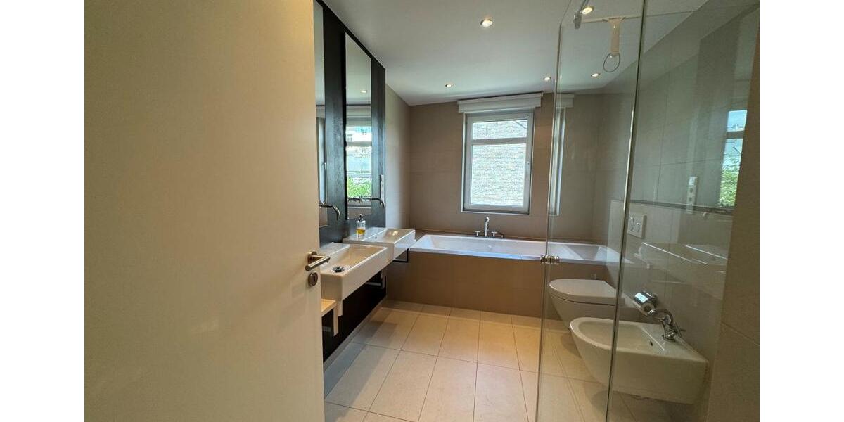 Etagenwohnung Düsseldorf Stadtbezirk 9 - 3 Zimmer, 114 m&sup2;, 705.000&euro; | Angebot:27496088