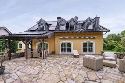 Haus Leichlingen - 6 Zimmer, 215 m&sup2;, 1.385.000&euro; | Angebot:26962761