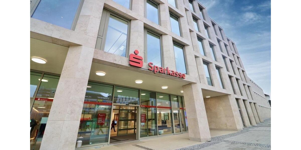 Etagenwohnung Solingen - 2 Zimmer, 105 m&sup2;, 1.050&euro; | Angebot:24850956