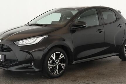 Toyota Yaris 12.600 km 22.184 &euro; Neuss 41464