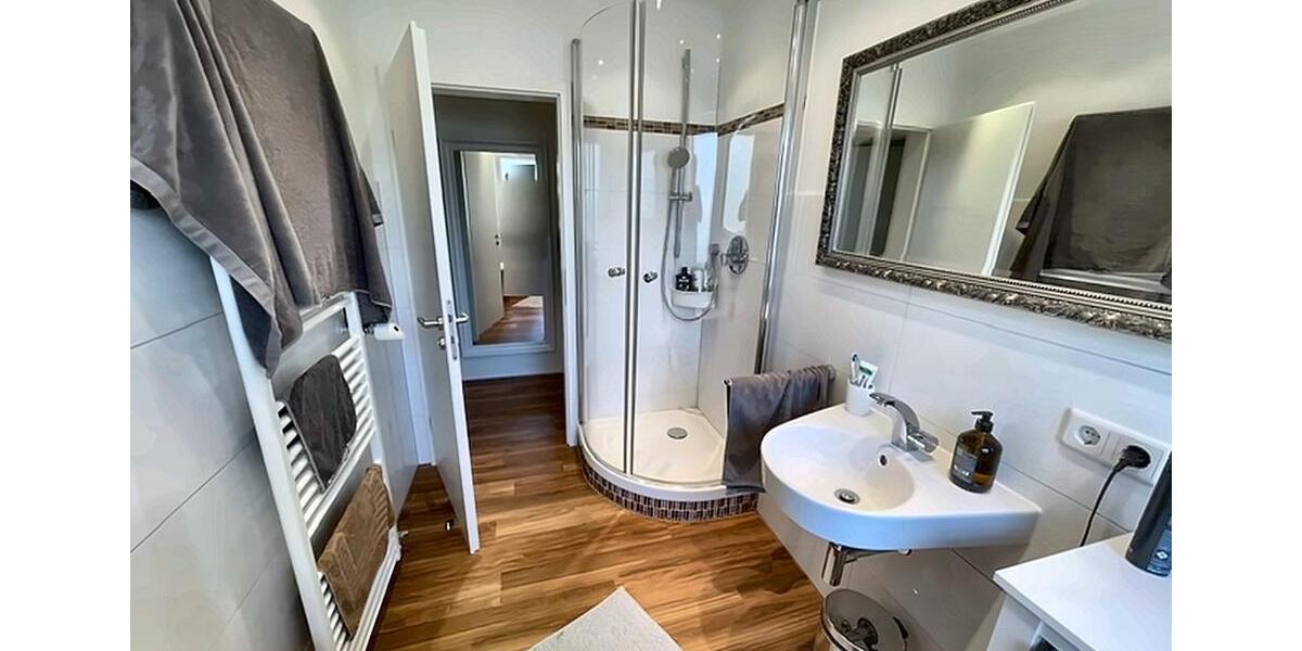 Etagenwohnung Düsseldorf Stadtbezirk 5 - 2 Zimmer, 60 m&sup2;, 250.000&euro; | Angebot:27534504