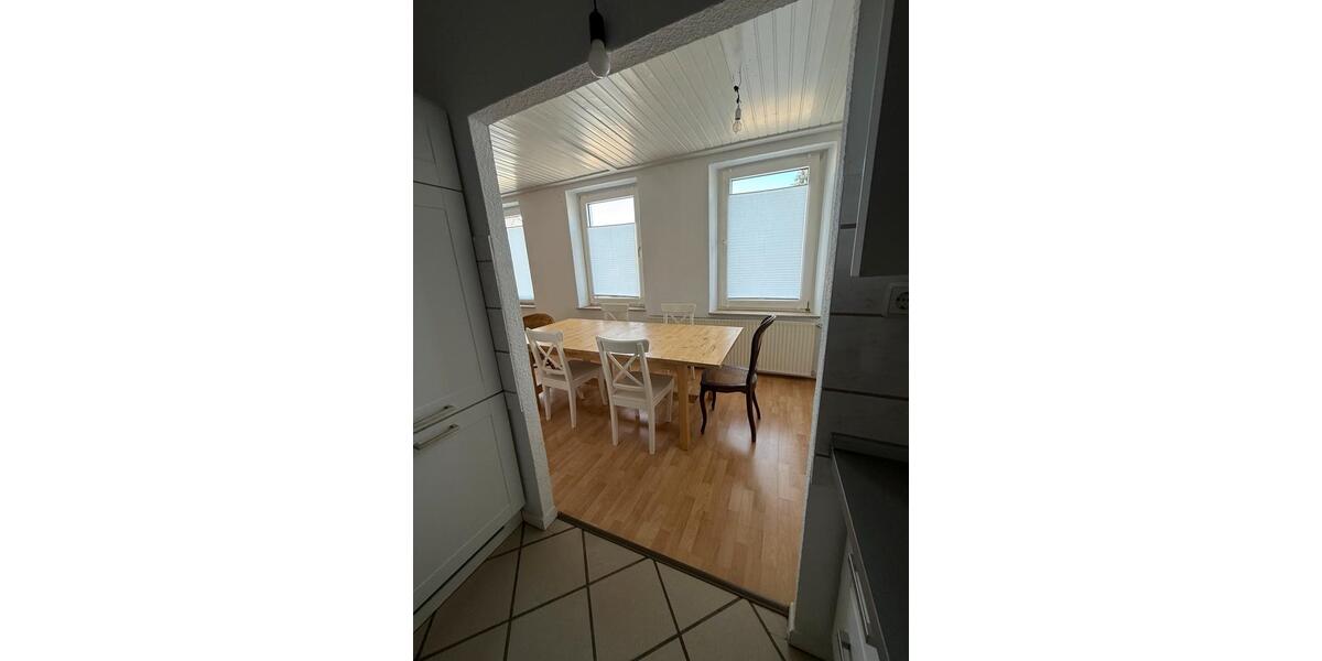 Etagenwohnung Krefeld Benrad - 2 Zimmer, 65 m&sup2;, 700&euro; | Angebot:27539328