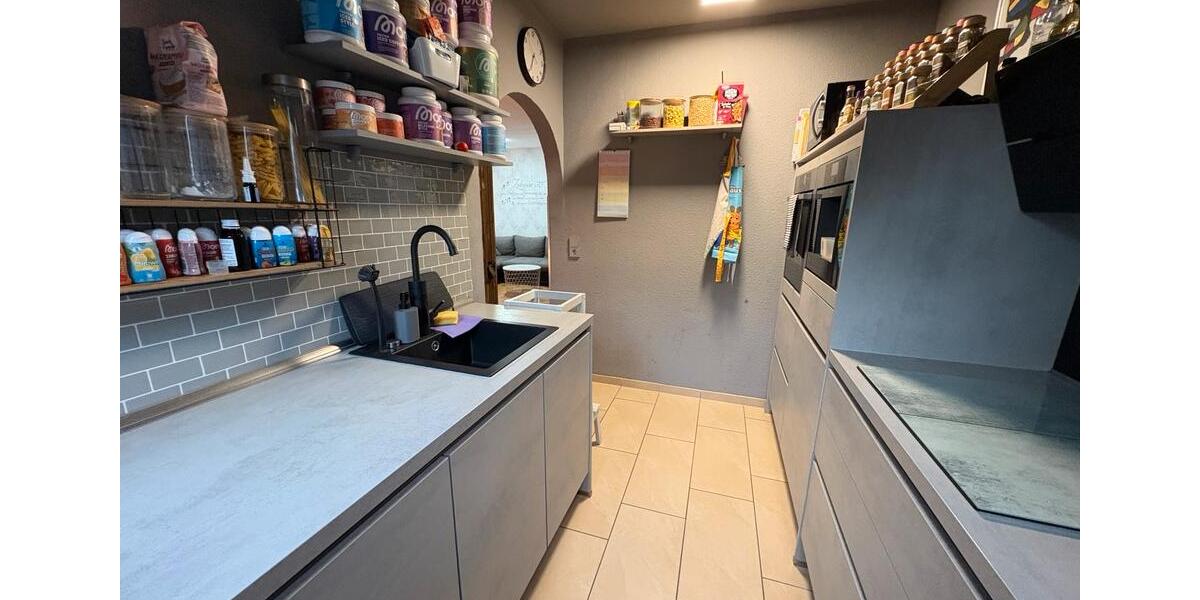 Dachgeschoßwohnung Neukirchen-Vluyn Vluyn - 4 Zimmer, 101 m&sup2;, 269.000&euro; | Angebot:27499796