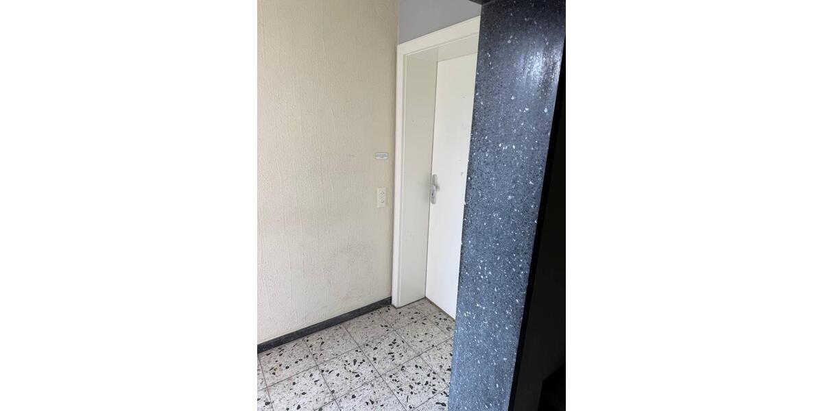Etagenwohnung Mönchengladbach Süd - 3 Zimmer, 63 m&sup2;, 740&euro; | Angebot:27537505