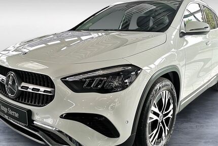 Mercedes-Benz GLA 180 9.165 km 35.678 &euro; Mönchengladbach 41238