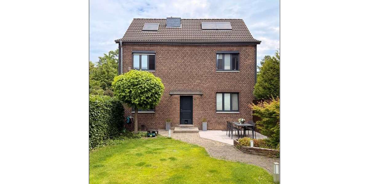 Einfamilienhaus Düsseldorf Niederkassel - 8 Zimmer, 395 m&sup2;, 2.350.000&euro; | Angebot:27313201