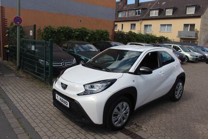 Toyota Aygo (X) 11.000 km 15.999 &euro; Duisburg 47139