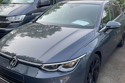 VW Golf 9.737 km 29.950 &euro; Hilden 40721