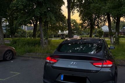 Hyundai i30 83.000 km 18.999 &euro; Duisburg 47259