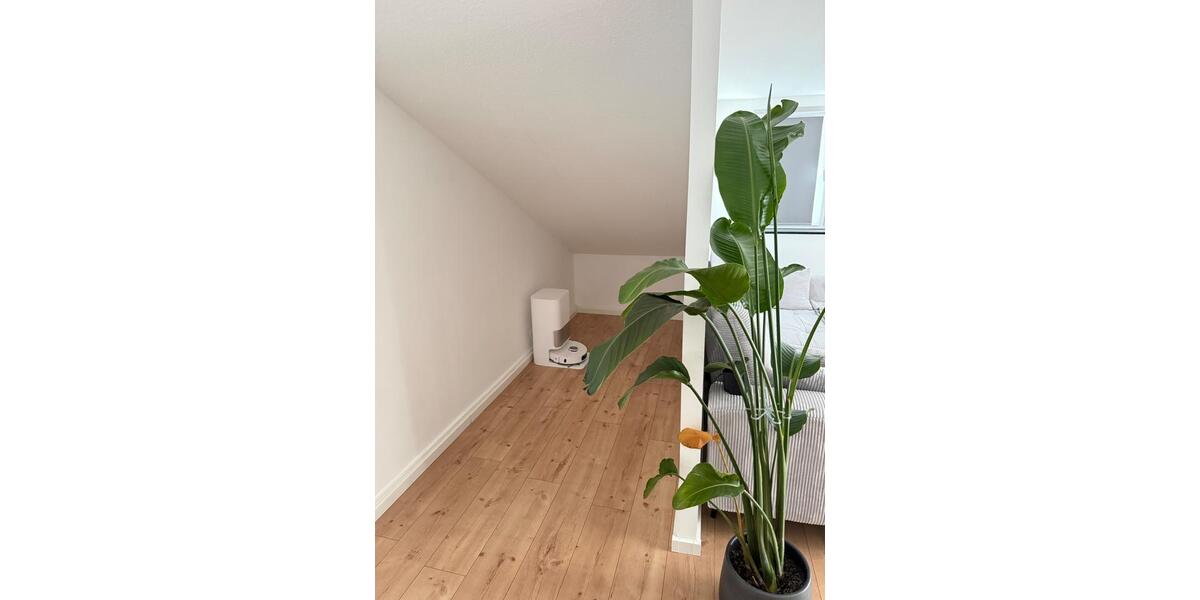 Dachgeschoßwohnung Mönchengladbach Nord - 3 Zimmer, 91 m&sup2;, 950&euro; | Angebot:27541089