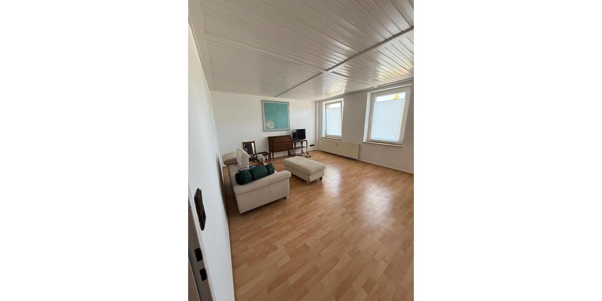 Etagenwohnung Krefeld Benrad - 2 Zimmer, 65 m&sup2;, 700&euro; | Angebot:27539328