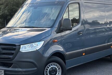 Mercedes-Benz Sprinter 37.364 km 15.950 &euro; Hilden 40721