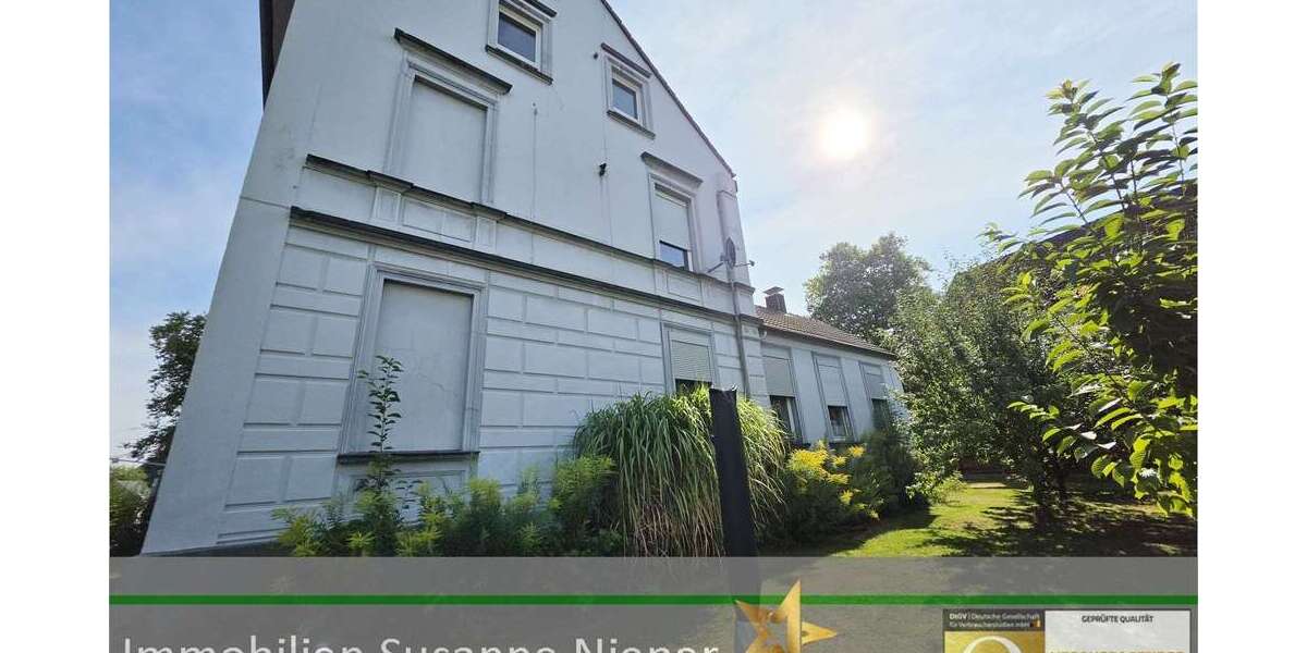 Einfamilienhaus Solingen Wald - 9 Zimmer, 195 m&sup2;, 380.000&euro; | Angebot:27143184