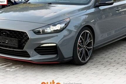 Hyundai i30 106.753 km 19.429 &euro; Hilden 40721