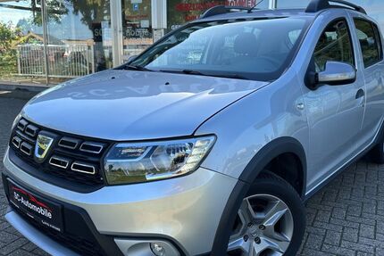 Dacia Sandero 65.037 km 7.950 &euro; Bergheim Zieverich (bei Köln) 50126