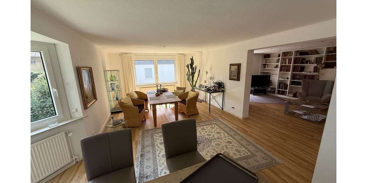 Etagenwohnung Solingen Central - 3 Zimmer, 94 m&sup2;, 359.000&euro; | Angebot:27554556