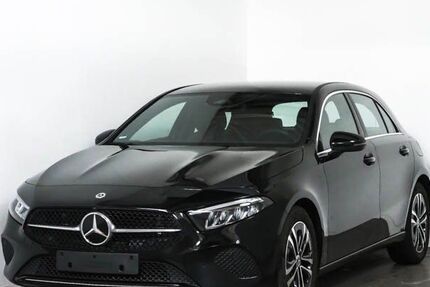 Mercedes-Benz A 180 9.600 km 26.590 &euro; Moers 47441
