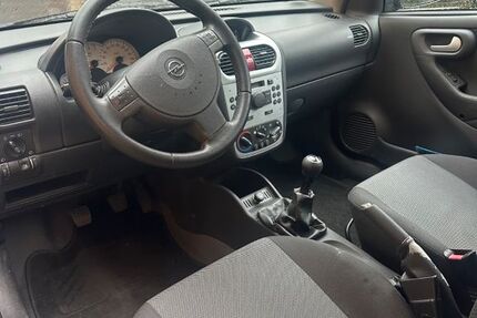 Opel Corsa 118.000 km 1.800 &euro; Leverkusen 51371