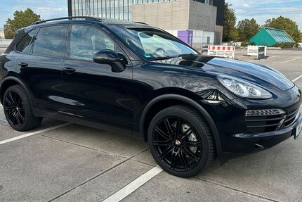 Porsche Cayenne 122.000 km 25.490 &euro; Mülheim an der Ruhr 45468