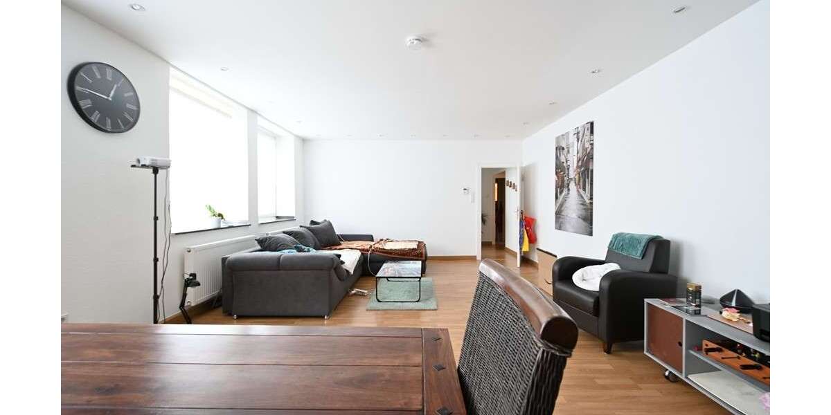 Etagenwohnung Düsseldorf Pempelfort - 3 Zimmer, 104 m&sup2;, 1.300&euro; | Angebot:27478510
